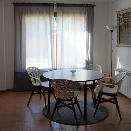 Adosado En Costa A Un Paso De La Playa *